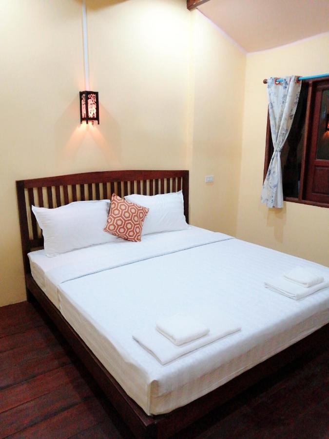 Sayyaphone Guesthouse Thakho ภายนอก รูปภาพ