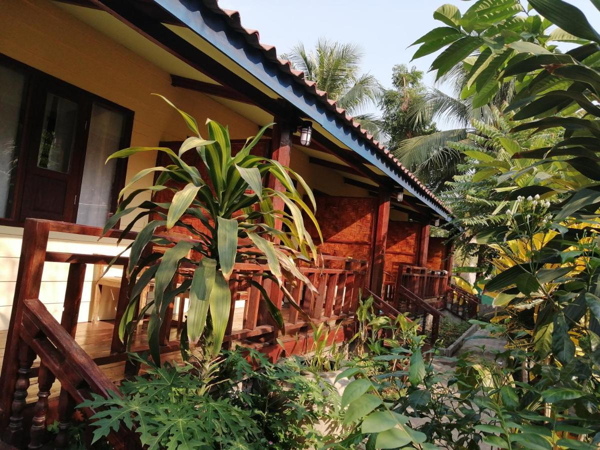 Sayyaphone Guesthouse Thakho ภายนอก รูปภาพ